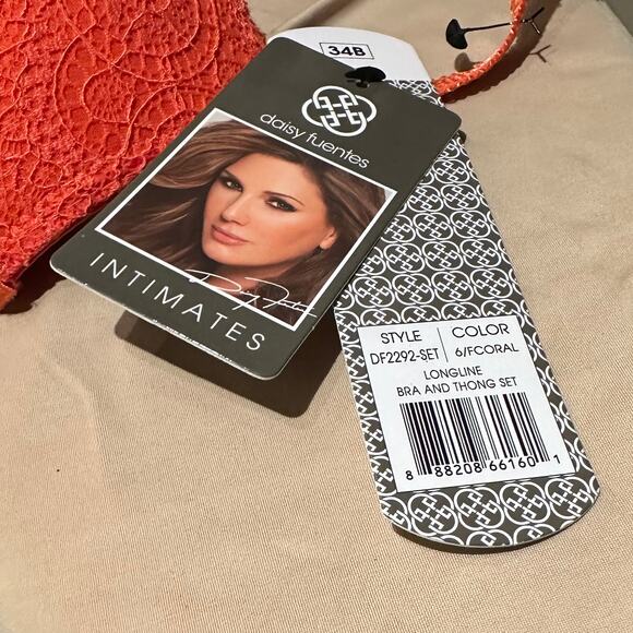 Daisy Fuentes 34B Coral Lace Bra New With Tags Pretty Lingerie Push Up - Picture 6 of 6